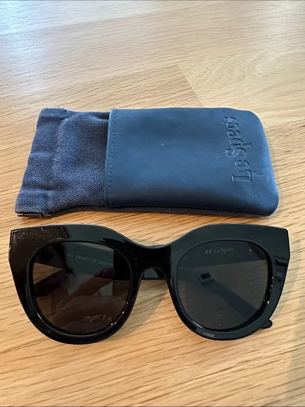 Le Specs Black Gloss Cat-Eye Sunglasses with Black Soft Pouch